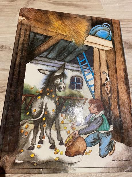 Krásna kniha rozprávky nad zlato,