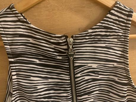 Guess šaty a riflová bundička, s