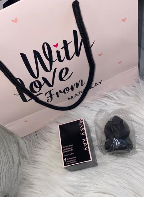 Mary kay hubka na makeup, 