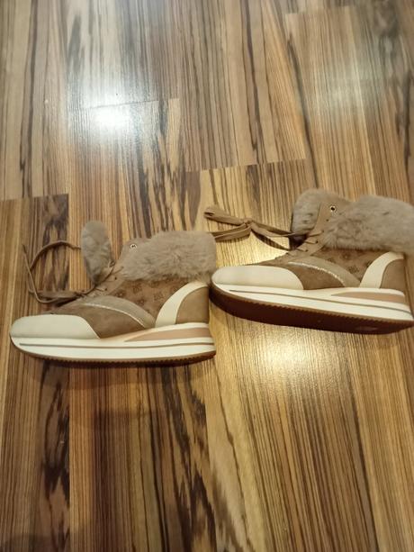 Topanky, 40