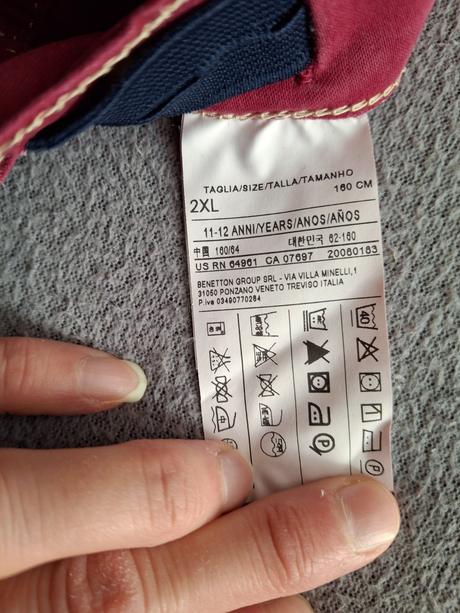 Dievčenské bordové džeginy., 158