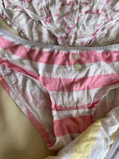 Spodné prádlo, 140