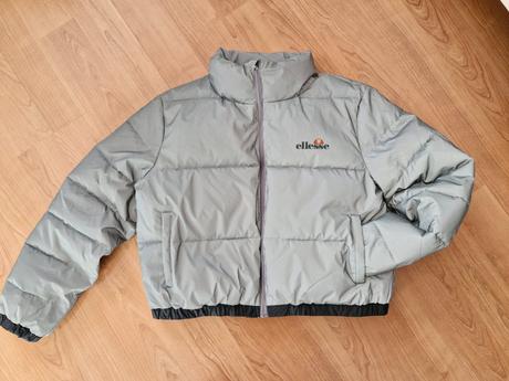 Vetrovka ellesse, l