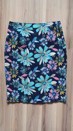 Kvetovaná sukňa, s