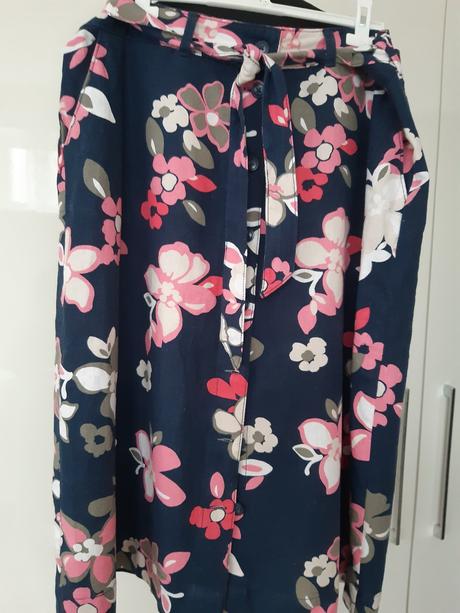 Sukňa, marks & spencer,44