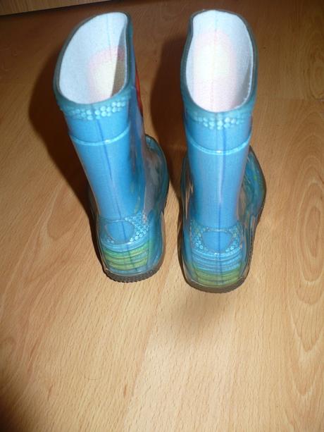 Gumáky č.22, 22