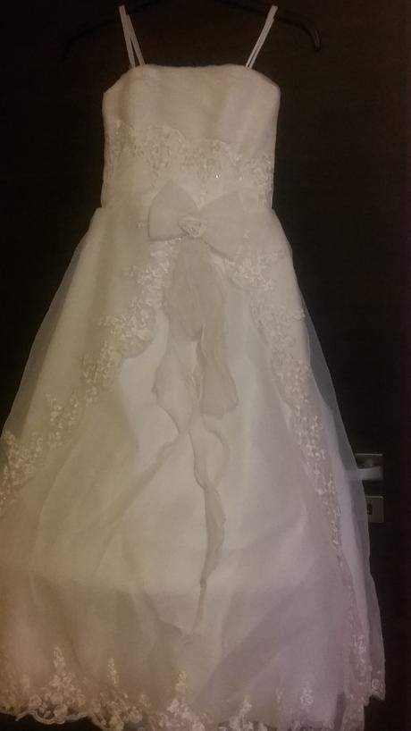 Nádherné šaty na 1. sv. prijímanie (pre družičku), 140