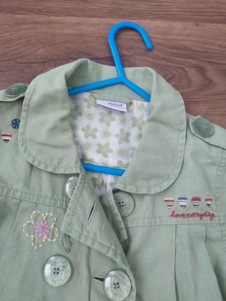 Prechodný kabátik., next,104