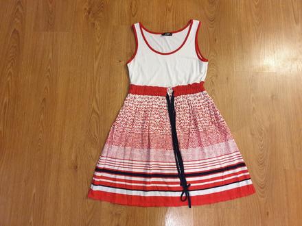 Námornícke šaty, l