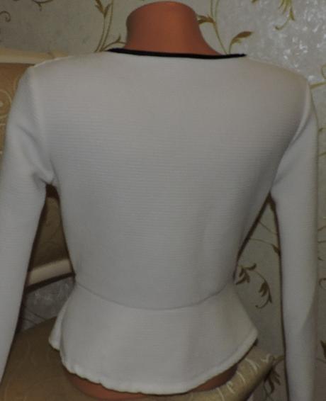 Biele sako so zipsami, s