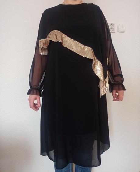 Slávnostné šaty, 54