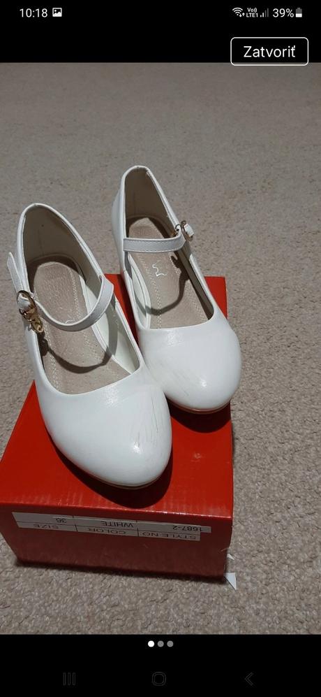 Dievčenské sviatočné topanky, 36