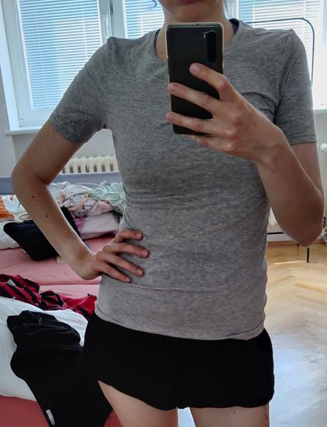 Obtiahnute tricko, tezenis,m