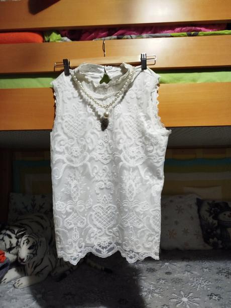 Elegantny čipkovaný top vel. l/xl, l