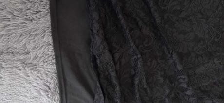 Krajkované šaty 42/44, 42