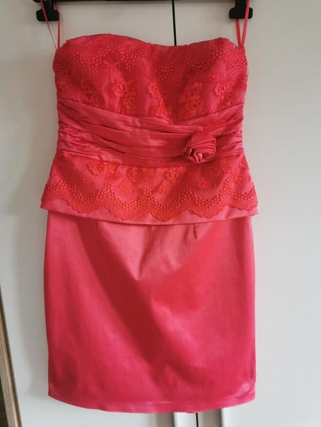 Lososove šaty s čipkou, m