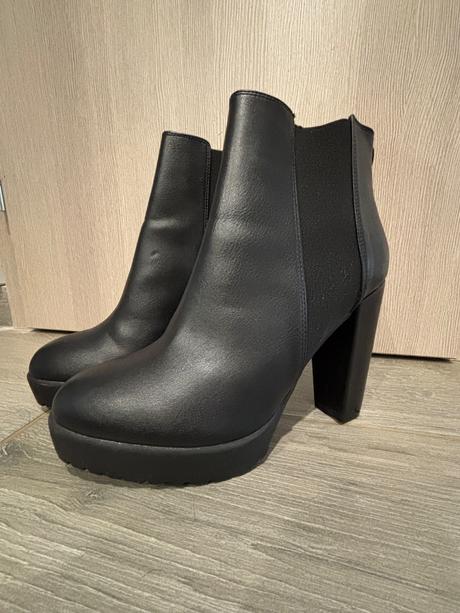 Dámske čižmy veľ 40, h&m,40