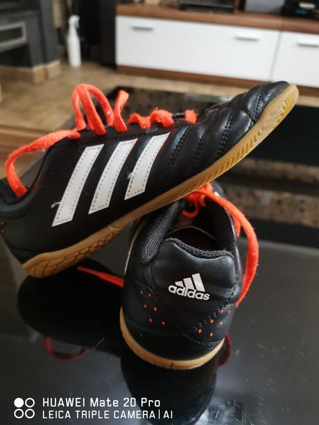 Halovky, adidas,35