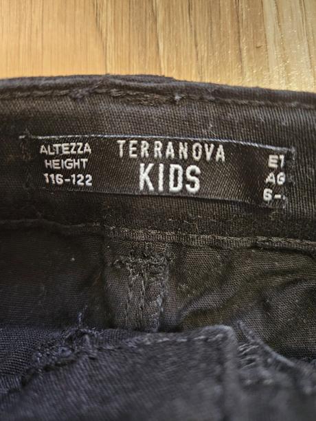 Čierne kraťasy, terranova,116
