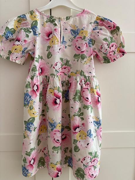 Kvetinové šaty,top stav, v122, h&m,128