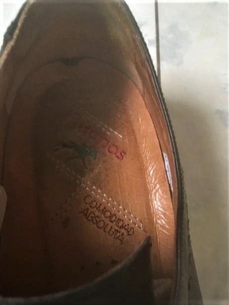 Kvalitné kožené poltopánky, 44