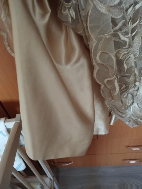 Elegantné šaty, 38