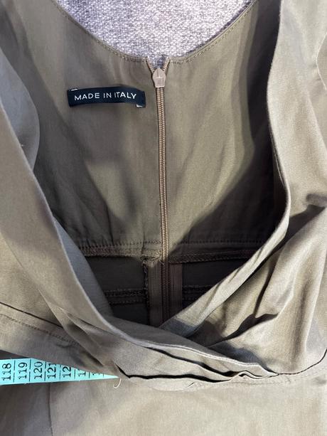 Zelené puzdrové šaty, m