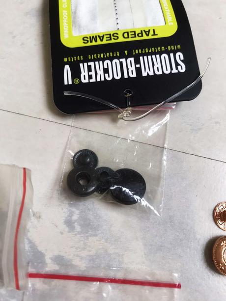 Kovová galantéria,