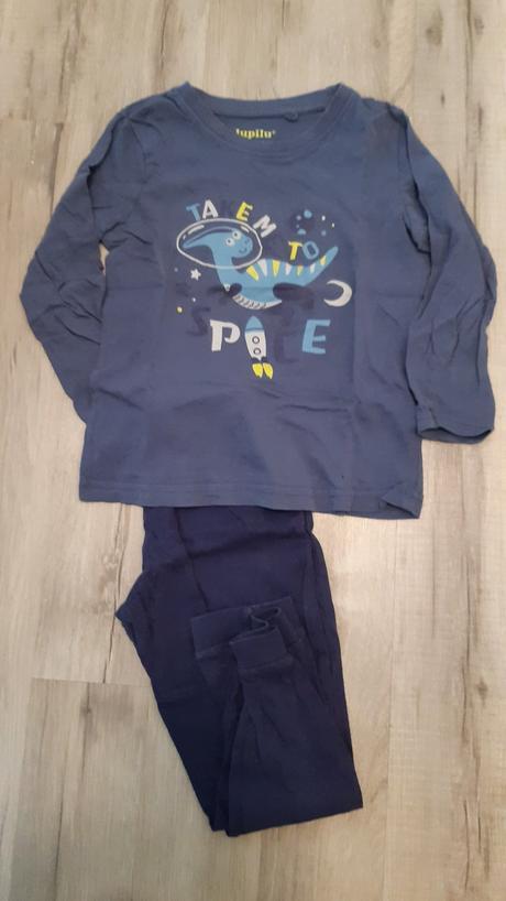 Pyzamko s dinom, lupilu,98