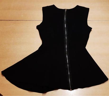 Predám dámsky top h&m veľ. xs, h&m,xs