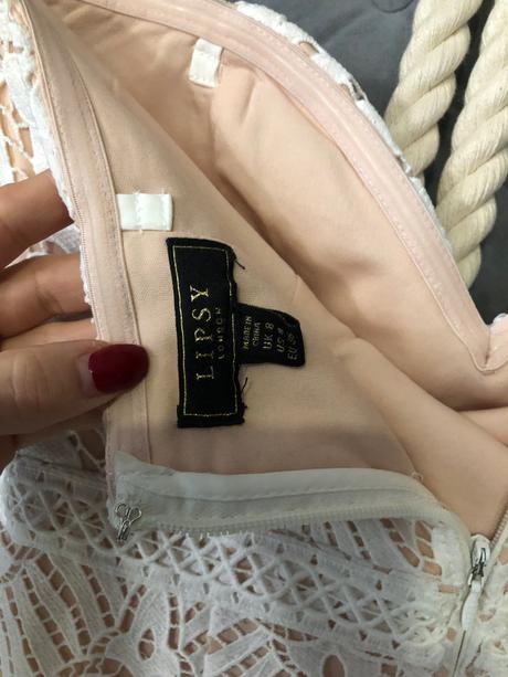 Krasne saty, lipsy london,36