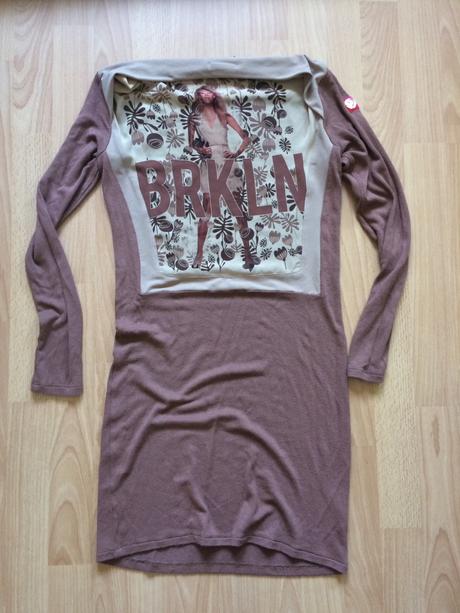 Minisatky alebo predĺžená tunika zn. magenta, m