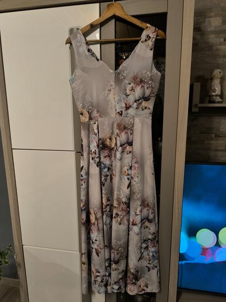 Spoločenské šaty, 36