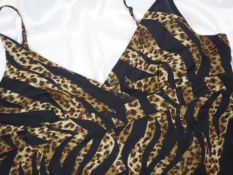 Kvalitné letné šaty rené derhy, 44