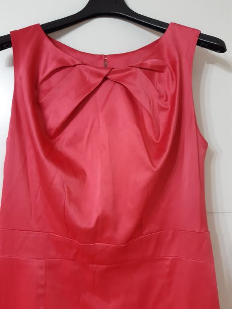 Spoločenské šaty elastické viď foto., 40