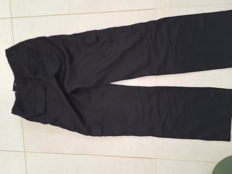 Predam lahke nohavice kapsace, lindex,140