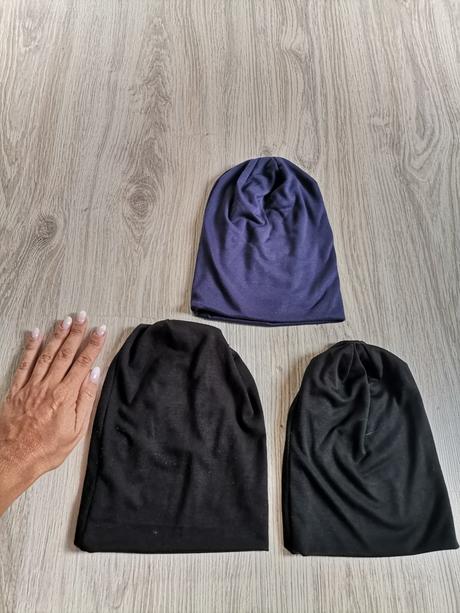 3 x uni čiapky, 