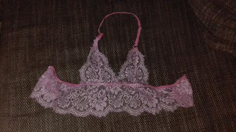 Cipkova podprsenka , s