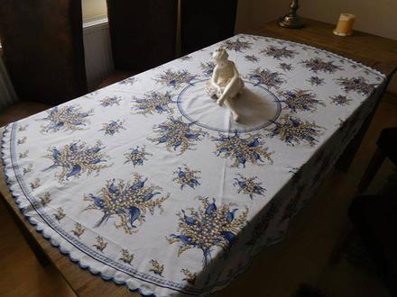 Obrus bavlnený,okrúhly priemer-172 cm, konvalinka, 