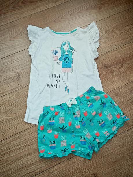 Krásny set - pyžamo alebo domáce oblečenie, reserved,134