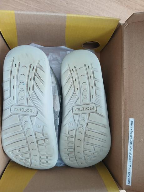 Platenky barefoot chlapec, protetika,28