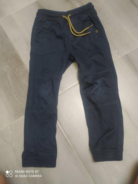 Nohavice, reserved,116