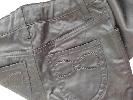 Nohavice s lesklym efektom nove, h&m,104