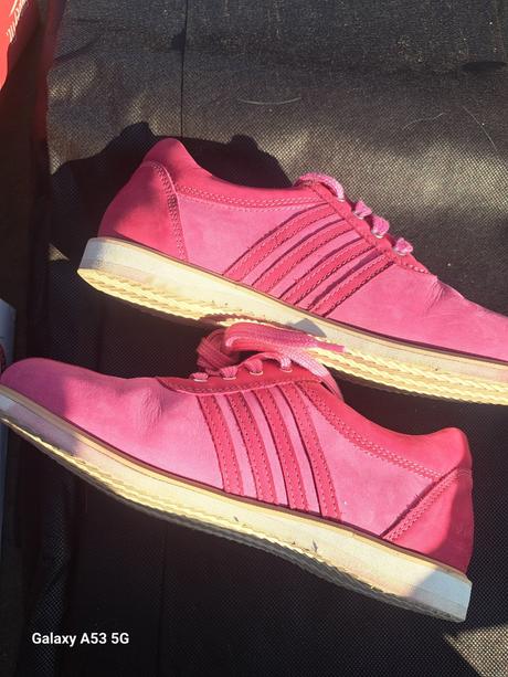 Ruzove poltopanky neoprot, 35