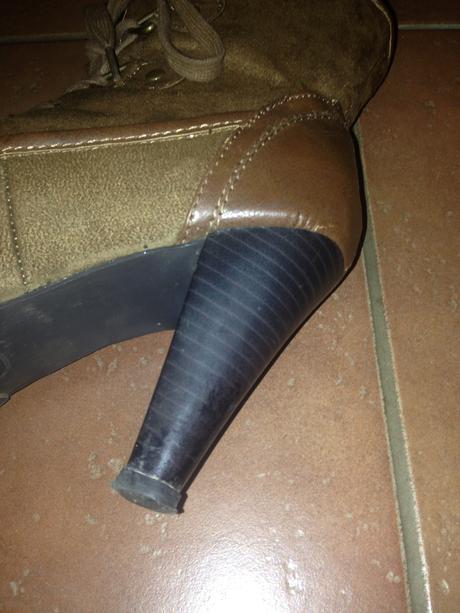 Hnedé kotníkové topánky, humanic,37