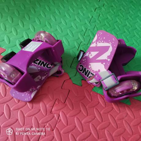 Zinc svetielkujuce kolieska na topanky, 