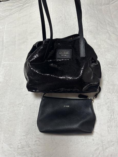 Krásna glitrová kabelka 2v1 zn. guess originál, guess