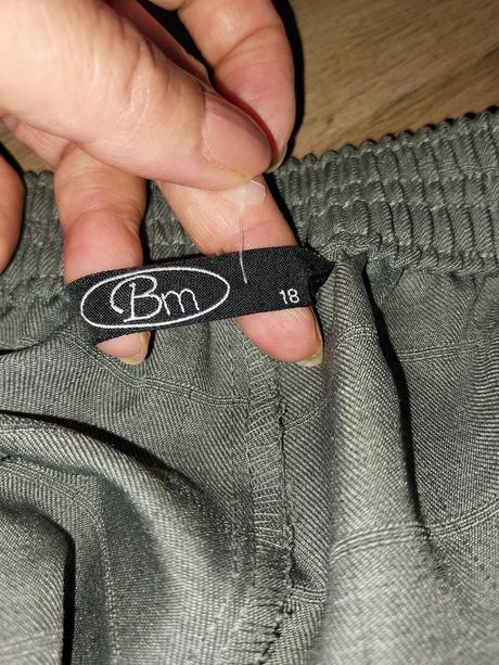 3/4 nohavice č.44/18, 44