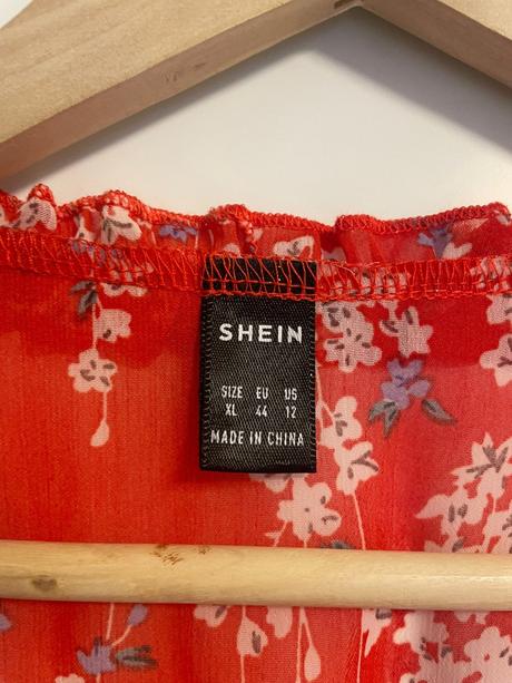 Ľahké šaty.vel.xl zn.schein, 44