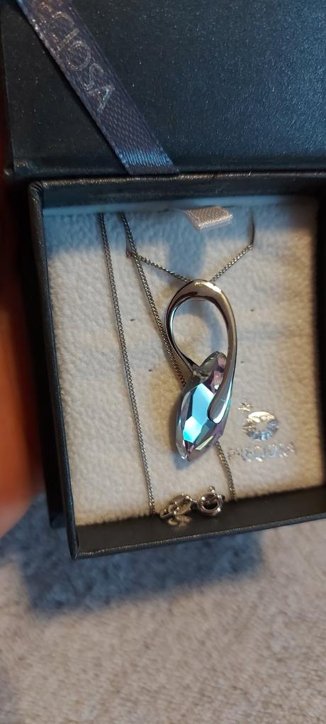 Náhrdelník preciosa z krištáľu,